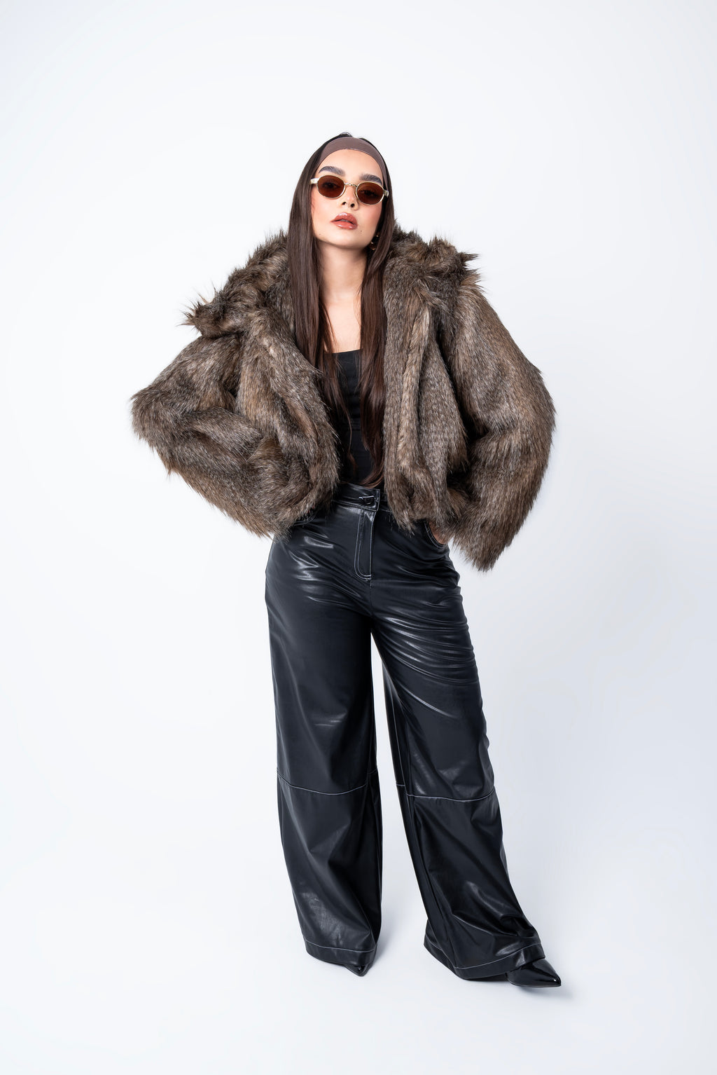 Elegant fur jacket in brown