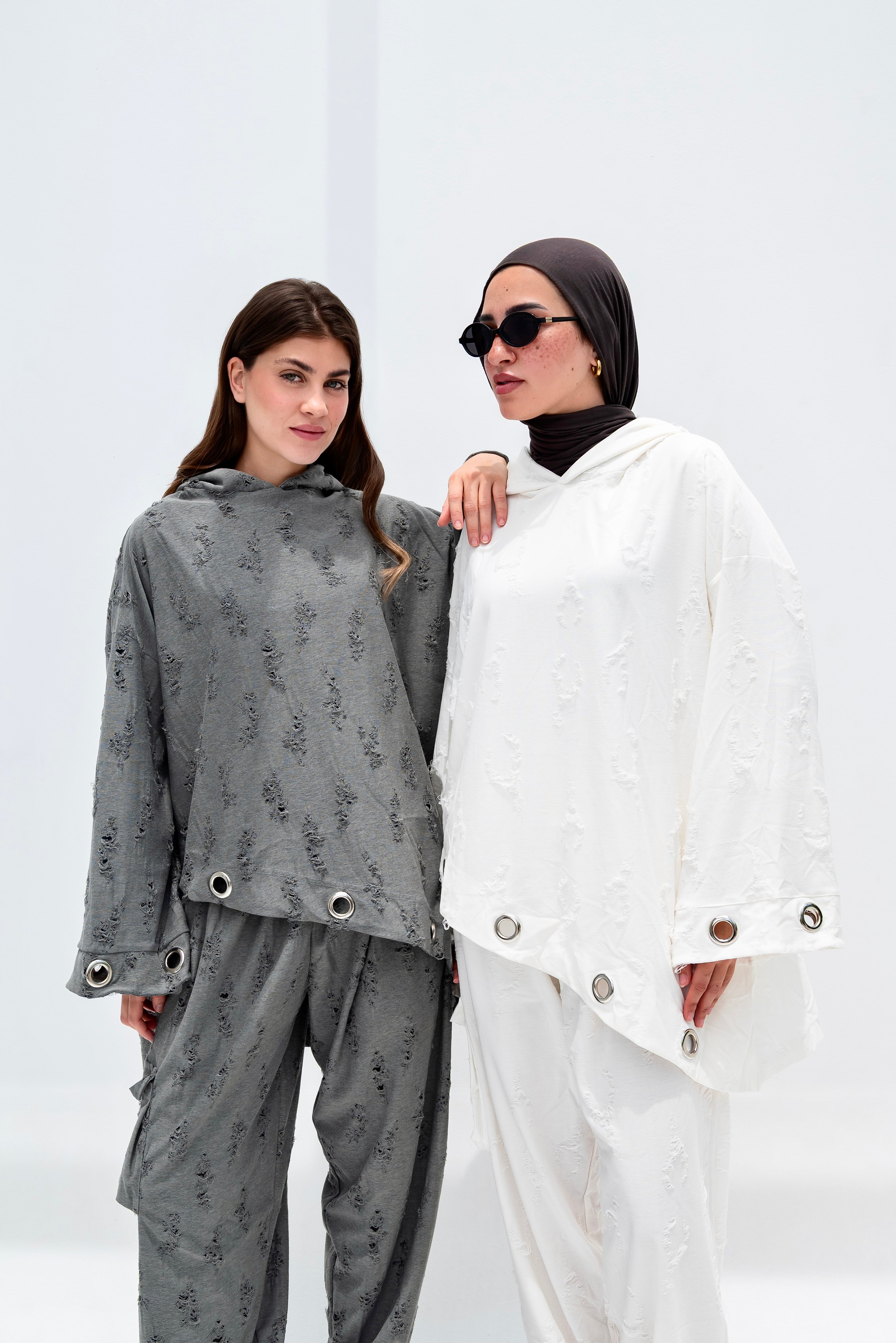 OVERSIZED EYELET UTILITY SET