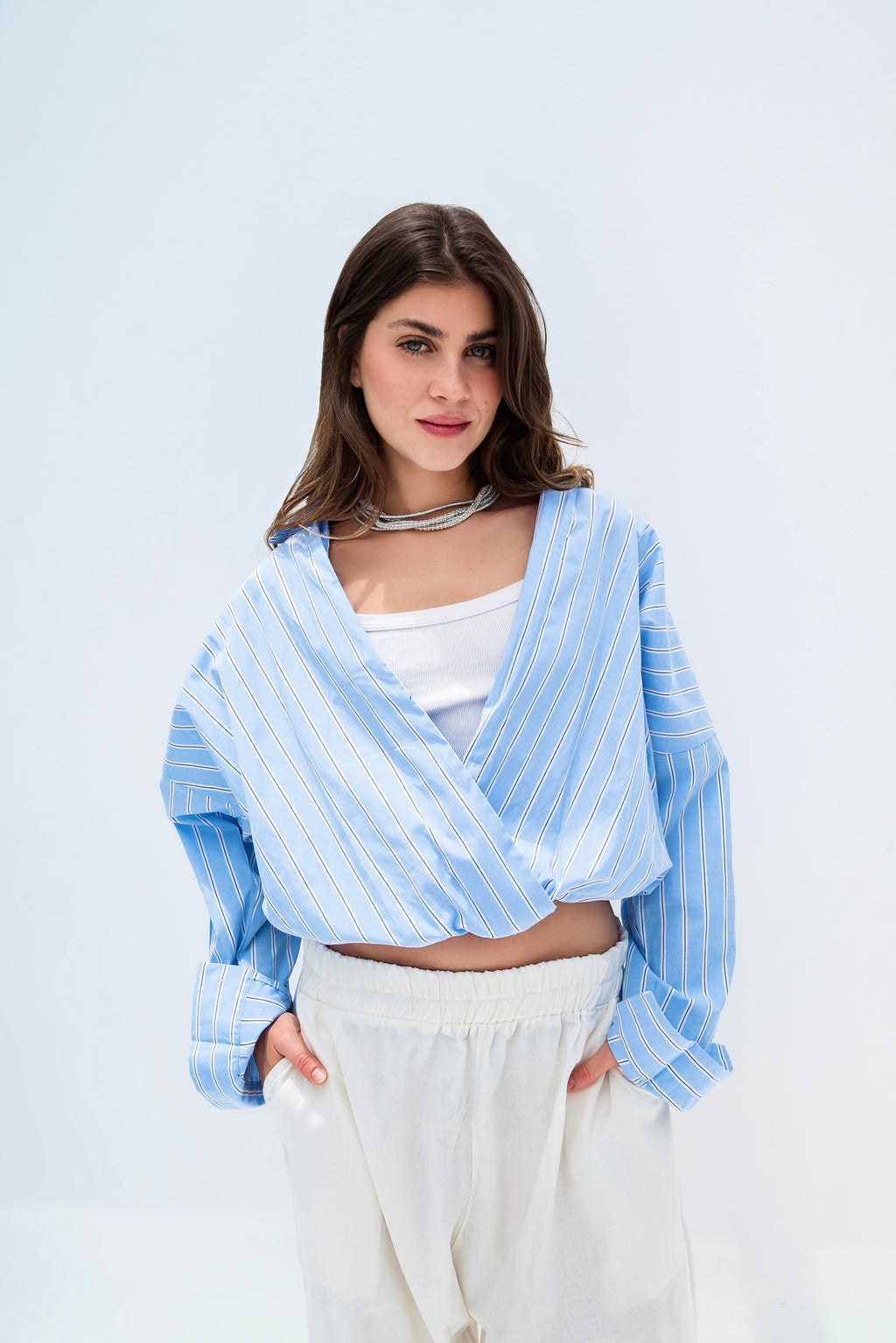 MATERIAL: LIGHTWEIGHT NYLON-COTTON BLEND