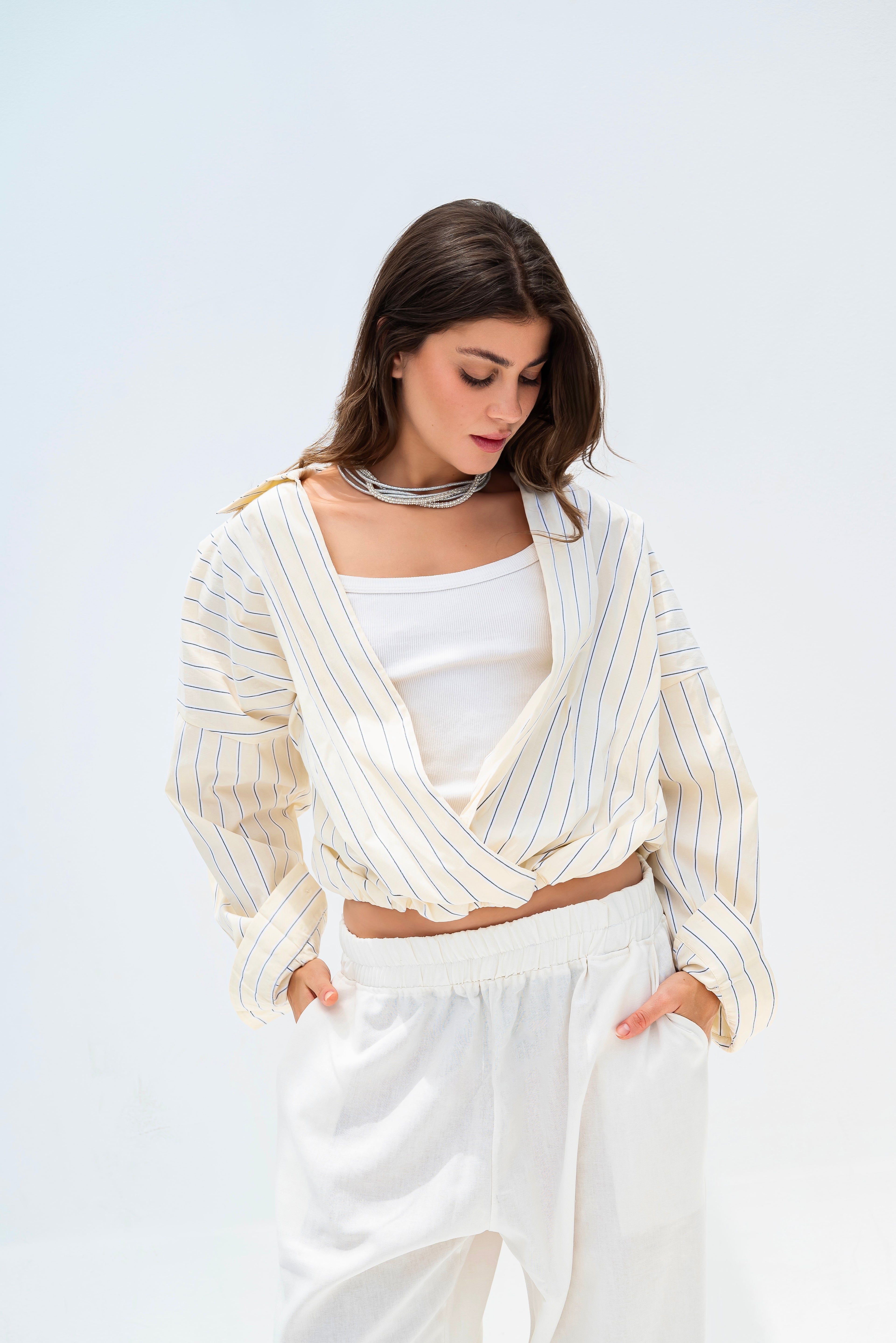 MATERIAL: LIGHTWEIGHT NYLON-COTTON BLEND